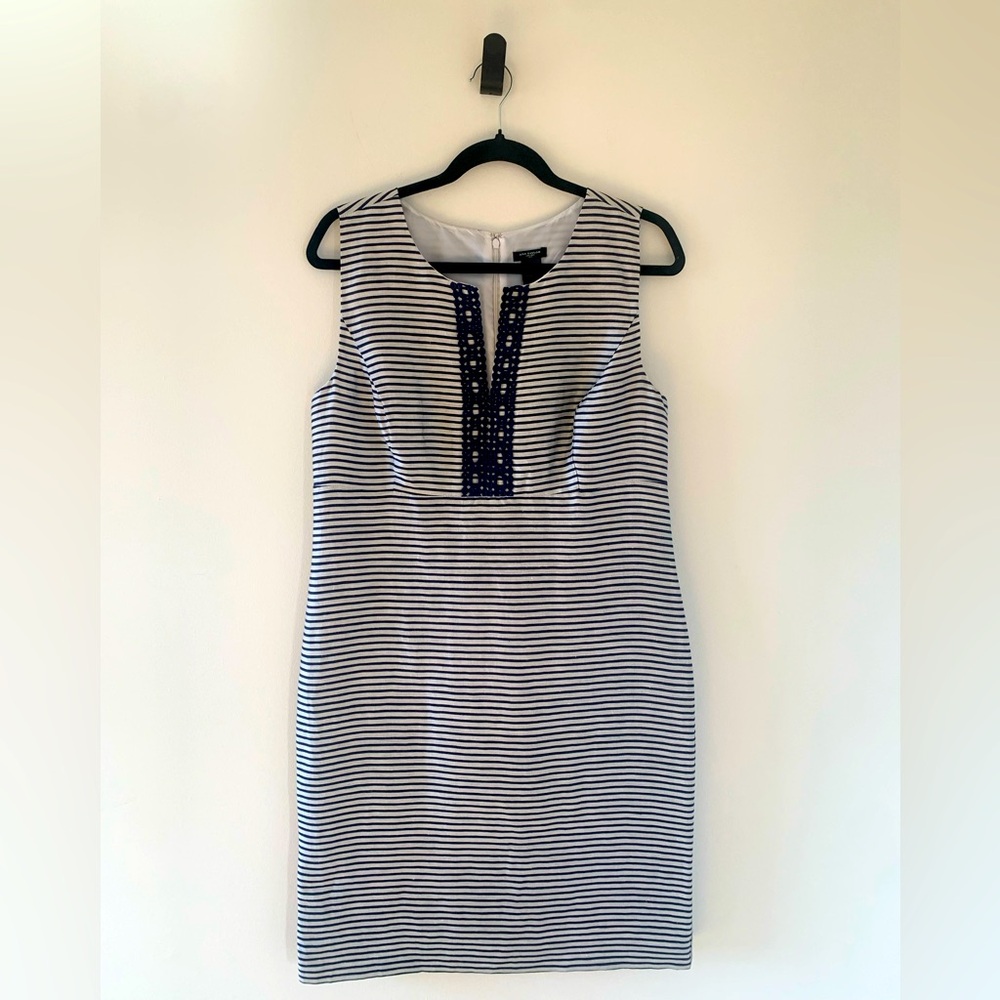 Ann Taylor Linen Blend Navy/White Striped Sleeveless Sheath Dress Size 10